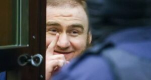 Снова про будни осужденного экс-сенатора КЧР: Арашуков захотел поработать, сидя в колонии «Черный де