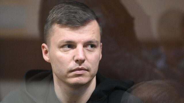 Брат Артема Чекалина рассказал , что дети Артема плакали после вынесения сурового приговора их отцу.