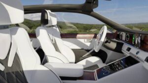 Новосибирский Илон Маск уже семь лет обещает показать российский ответ «Тесле». Теперь его проект об