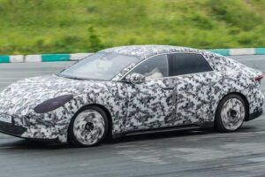 Новосибирский Илон Маск уже семь лет обещает показать российский ответ «Тесле». Теперь его проект об