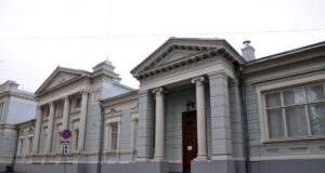 Несколько человек отравились во время дезинсекции в хостеле в центре Москвы