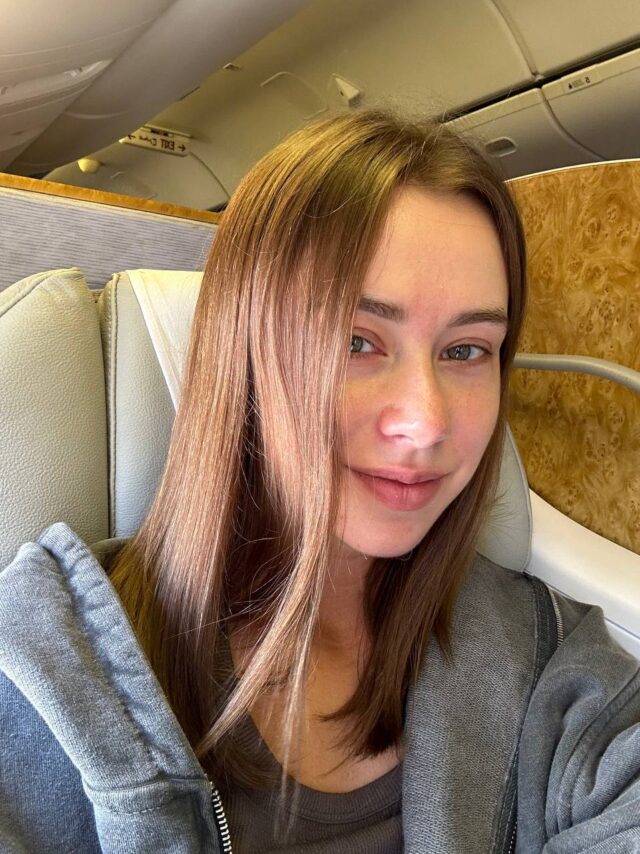 Саше Митрошиной продлили домашний арест до 1 августа.