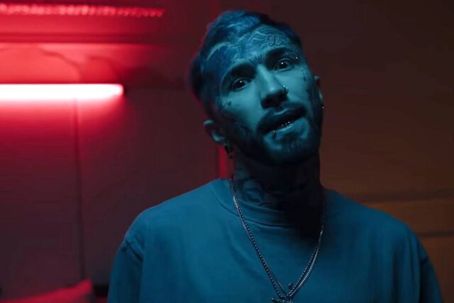 «Я напился и я в хлам. Я сегодня хулиган!»