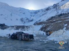 Три человека погибли на месте схода лавины на руднике Ирокинда в Бурятии.