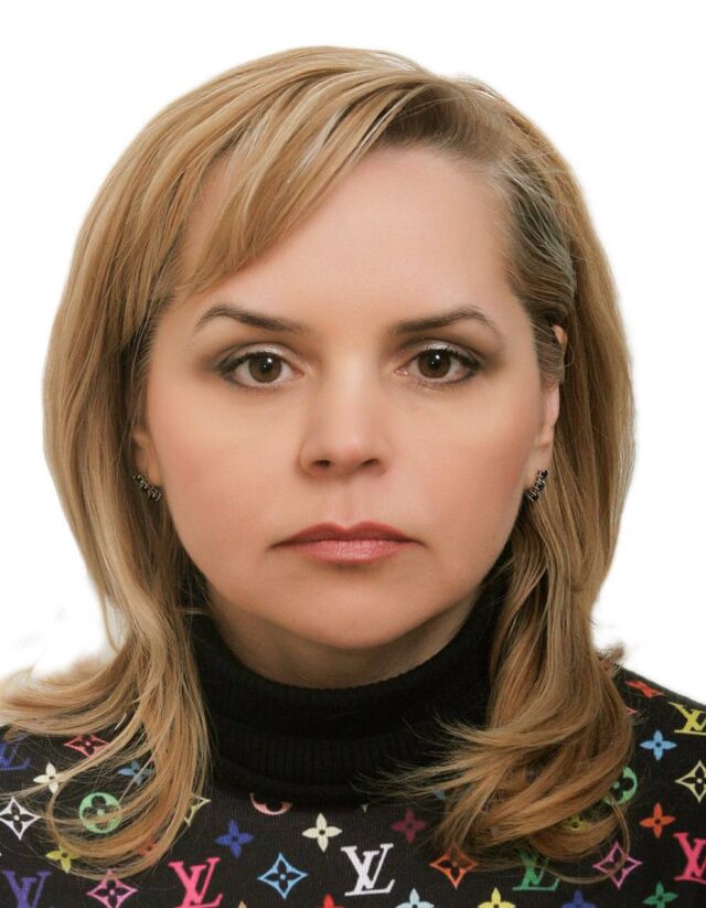 У нотариуса и родственников сочинского застройщика Вигена Саркисяна прошли обыски. Сам он скрывается