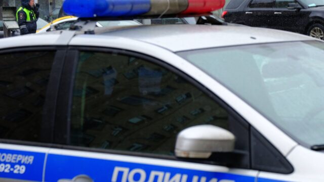 Махонин: спасшаяся при атаке БПЛА девочка находится у родных Автомобиль полиции - РИА Новости, 1920, 07.04.2026