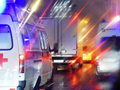 Автомобили скорой помощи - РИА Новости, 1920, 08.04.2026