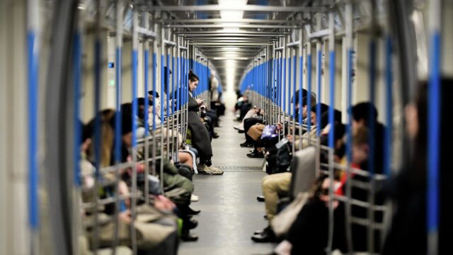 Пассажиры московского метрополитена - РИА Новости, 1920, 07.04.2026