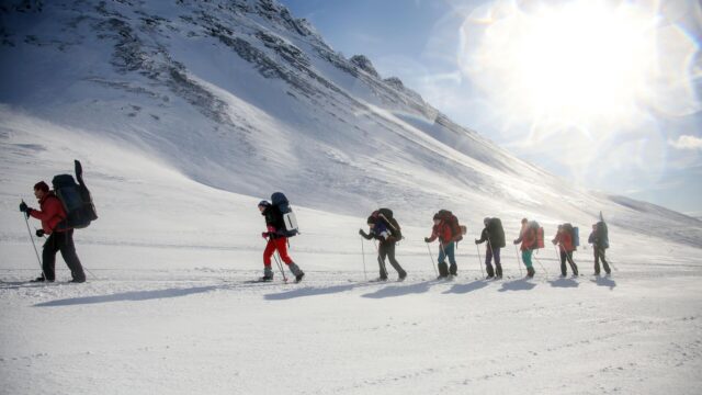 Туристы - РИА Новости, 1920, 10.04.2026