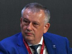 Губернатор Ленинградской области Александр Дрозденко - РИА Новости, 1920, 15.04.2026