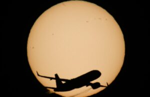 Самолет в небе - РИА Новости, 1920, 09.04.2026