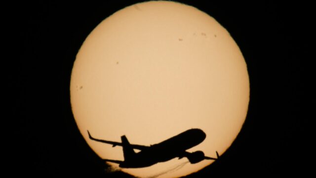 Самолет в небе - РИА Новости, 1920, 09.04.2026