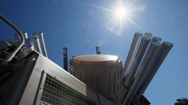 Зенитно ракетно-пушечный комплекс Панцирь - РИА Новости, 1920, 18.04.2026