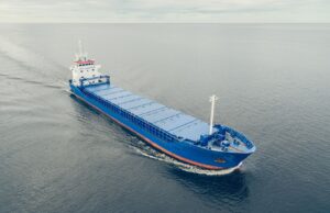 Сухогруз - РИА Новости, 1920, 05.04.2026