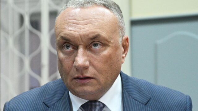 Сенатор Совета Федерации РФ Дмитрий Савельев в Басманном суде Москвы - РИА Новости, 1920, 13.04.2026