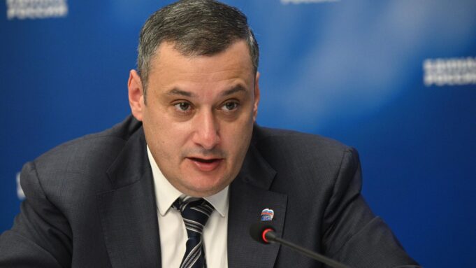 Хинштейн: коррупционный «клубок» в Курской области продолжает разматываться Александр Хинштейн - РИА Новости, 1920, 07.04.2026