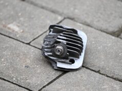 Фрагмент двигателя беспилотника - РИА Новости, 1920, 05.04.2026