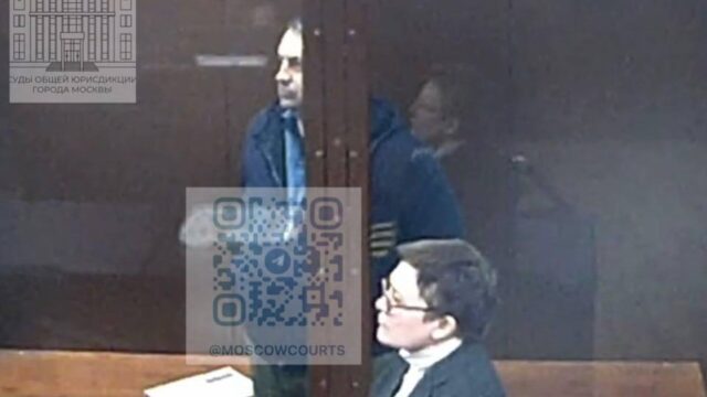 Замдиректора департамента Минтранса Владимир Луговенко в зале суда - РИА Новости, 1920, 18.04.2026