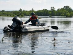 В Чечне вода ушла с территории 200 жилых домов и 323 приусадебных участков Сотрудник спасательной службы МЧС РФ - РИА Новости, 1920, 01.04.2026