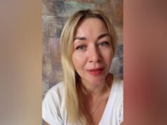 Кадр видео, в котором Ирина Усольцева рассказала, что ее пятилетняя дочь решила пойти в поход с родителями - РИА Новости, 1920, 10.04.2026