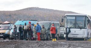 Поиск пропавшей в турпоходе семьи Усольцевых из Красноярска - РИА Новости, 1920, 07.04.2026