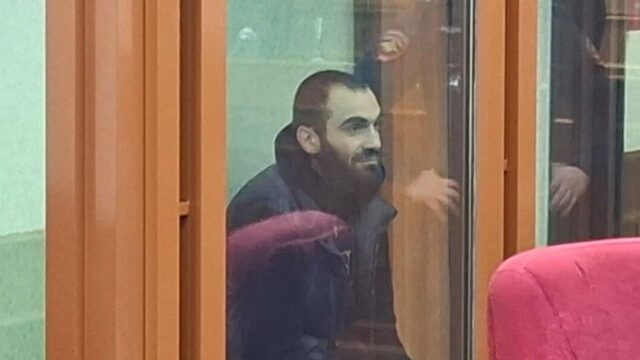 Марсель Гасанов, обвиняемый в занятии высшего положения в преступной иерархии, в здании суда - РИА Новости, 1920, 02.04.2026