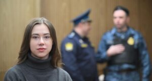 Блогер Александра Митрошина в Тверском районном суде в Москве - РИА Новости, 1920, 10.04.2026