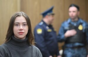 Блогер Александра Митрошина в Тверском районном суде в Москве - РИА Новости, 1920, 10.04.2026