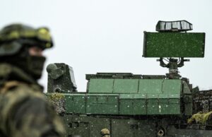 Боевое дежурство расчета ЗРК Тор - РИА Новости, 1920, 15.04.2026