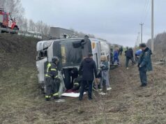 На месте ДТП с участием автобуса, перевозившего детей, в Саратовской области - РИА Новости, 1920, 03.04.2026