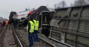 На месте схода вагонов поезда в Ульяновской области - РИА Новости, 1920, 03.04.2026