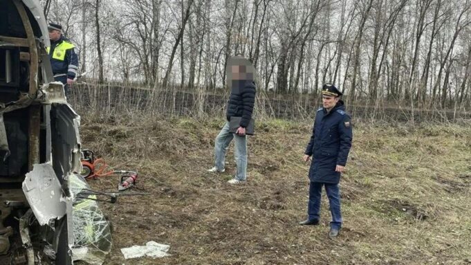 СК: в Саратовской области возбудили уголовное дело после ДТП с автобусом На месте ДТП с участием автобуса в Саратовской области - РИА Новости, 1920, 03.04.2026