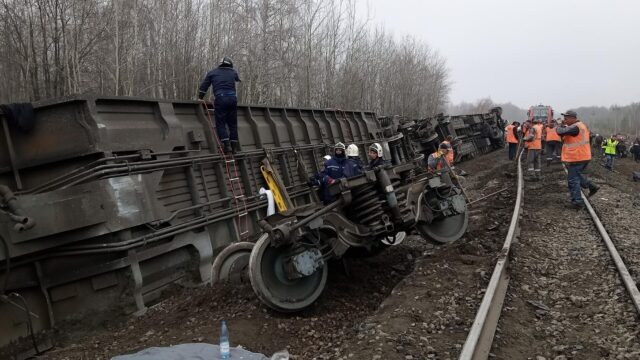 На месте схода вагонов поезда в Ульяновской области - РИА Новости, 1920, 03.04.2026