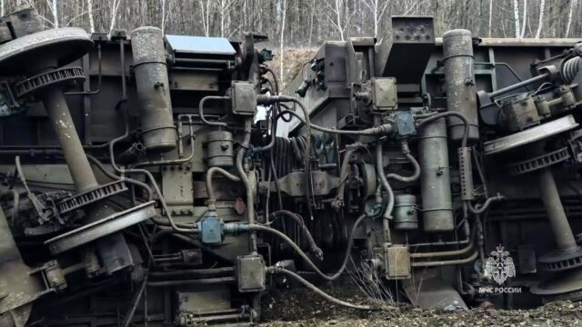 Пассажирский поезд сошел с рельсов в Ульяновской области - РИА Новости, 1920, 03.04.2026