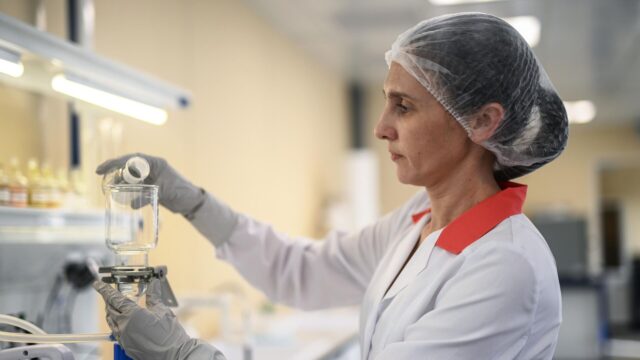 Медицинская лаборатория - РИА Новости, 1920, 09.04.2026