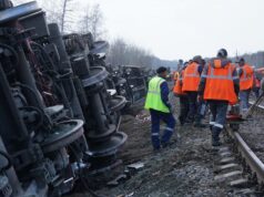 Экстренные службы проверяют опрокинувшиеся вагоны поезда в Ульяновской области На месте схода вагонов поезда в Ульяновской области - РИА Новости, 1920, 03.04.2026