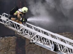 Тушение пожара - РИА Новости, 1920, 25.04.2026