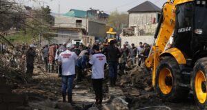 Ликвидация последствий подтоплений в районе Учхоз в Махачкале - РИА Новости, 1920, 07.04.2026