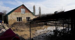 Один из затопленных участков в поселке - РИА Новости, 1920, 09.04.2026