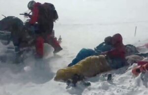 Спасатели на месте обнаружения пяти пропавших туристов на Камчатке - РИА Новости, 1920, 10.04.2026