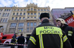 Пожар в жилом доме в Санкт-Петербурге - РИА Новости, 1920, 13.04.2026