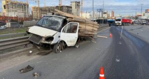 Последствия ДТП на 22-м км автодороги М-5 Урал - РИА Новости, 1920, 14.04.2026