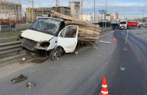 Последствия ДТП на 22-м км автодороги М-5 Урал - РИА Новости, 1920, 14.04.2026