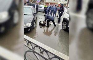 Сотрудники полиции на месте нападения во Владикавказе - РИА Новости, 1920, 14.04.2026