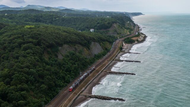 Железная дорога на побережье Черного моря в Туапсинском районе - РИА Новости, 1920, 20.04.2026