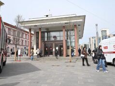 Машины экстренных служб у станции Московского метрополитена Чистые пруды - РИА Новости, 1920, 21.04.2026