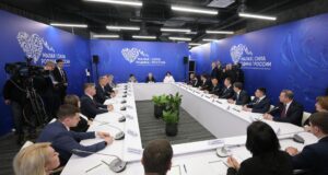 Президент РФ Владимир Путин проводит встречу с главами муниципальных образований - РИА Новости, 1920, 21.04.2026