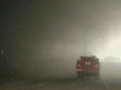 Дым от пожара на морском терминале в Туапсе - РИА Новости, 1920, 28.04.2026