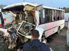 Последствия ДТП с участием автобуса на территории Сяськелевского сельского поселения в Ленинградской области - РИА Новости, 1920, 26.04.2026