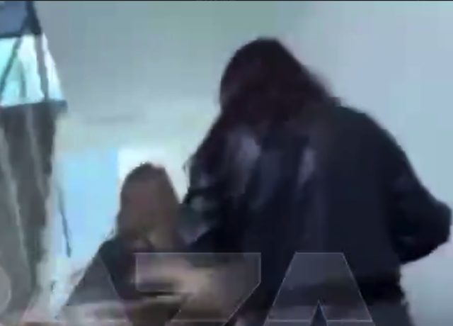 Первые секунды пожара в калининградском ТЦ «Гиант» Первые секунды пожара в калининградском ТЦ «Гиант»